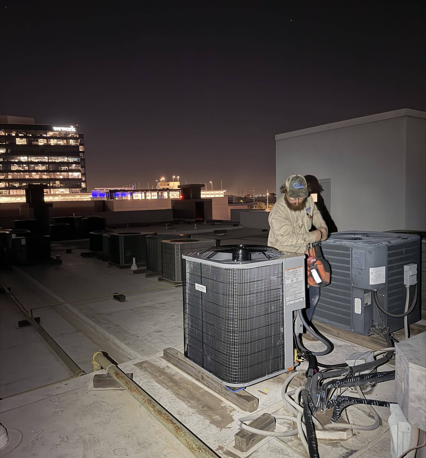 Outdoor AC unit installation in Easy Valley AZ